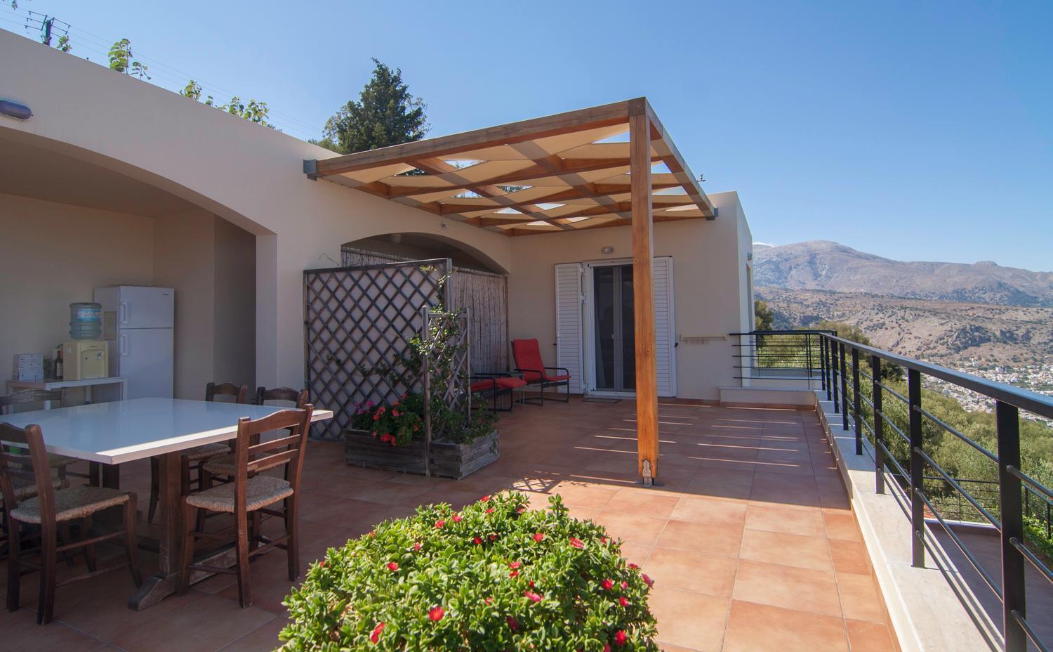 Villa Dio Petres Kroustas Exteriér fotografie