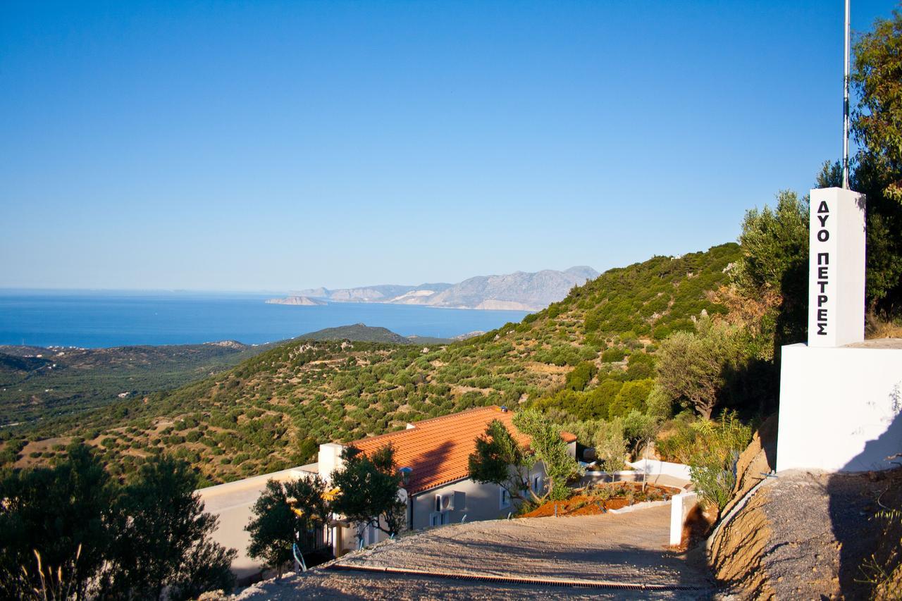 Villa Dio Petres Kroustas Exteriér fotografie