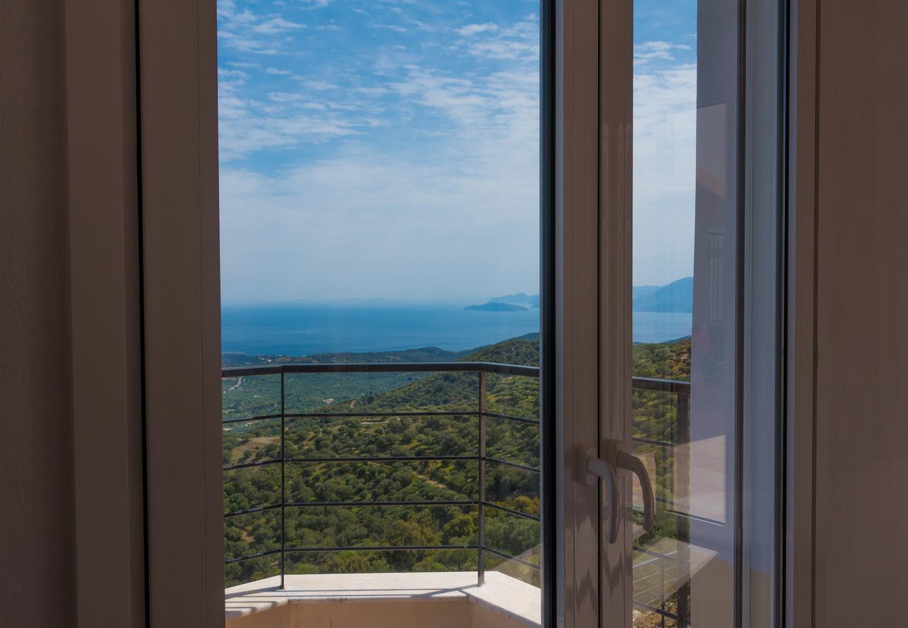 Villa Dio Petres Kroustas Exteriér fotografie