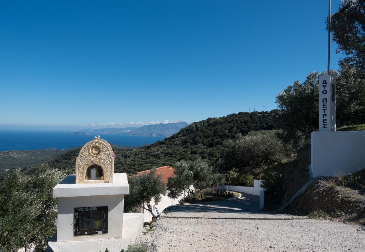 Villa Dio Petres Kroustas Exteriér fotografie
