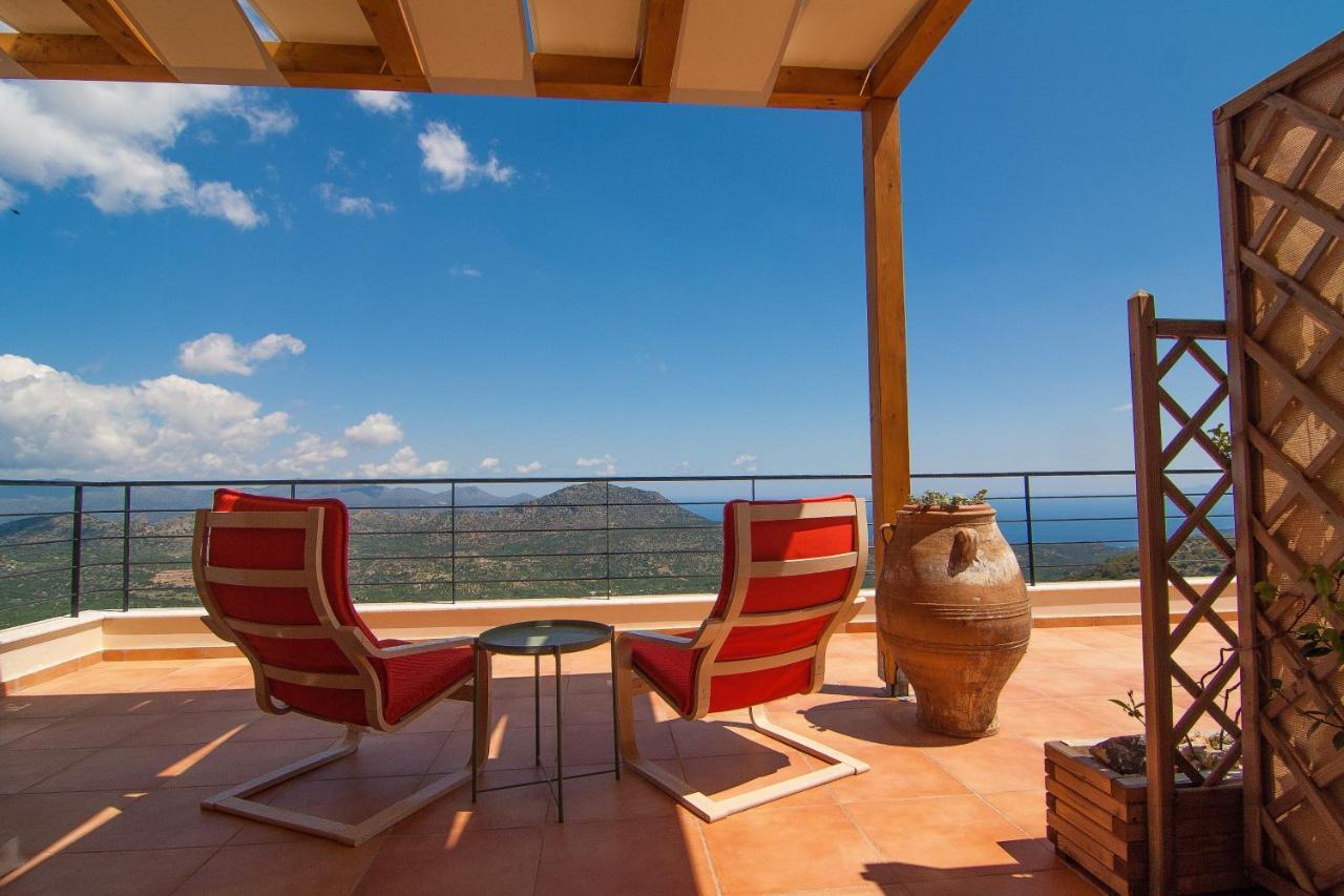 Villa Dio Petres Kroustas Exteriér fotografie